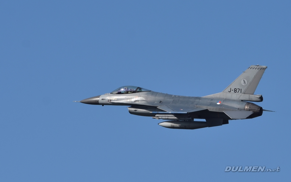 F-16AM J-871 322sqn